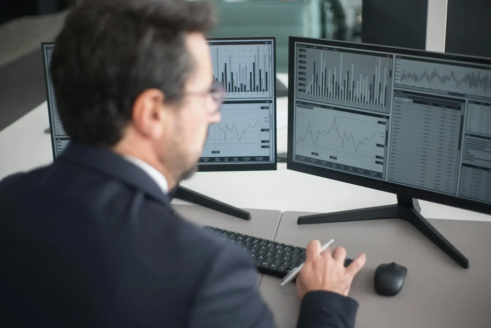 investment-vs-trading-banner 
